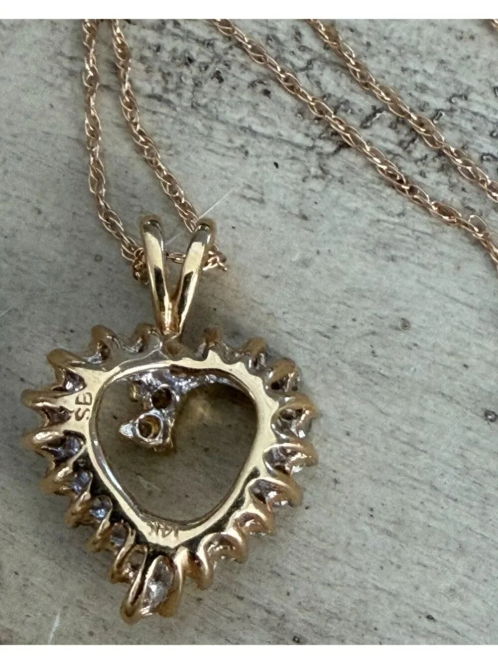 Vintage Signed SE 14K Gold & Diamond Heart Pendant & B-G 14k Rope Chain 3g - Picture 3 of 9